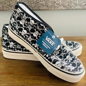 Vans rare brand new skull men’s 10.5 women’s 12